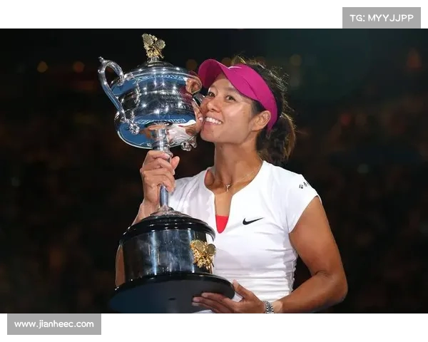 激励无限 让热血与坚持在网球赛场上燃烧 拼搏精神永不停歇的加油口号 激励无限 让热血与坚持在网球赛场上燃烧 拼搏精神永不停歇的加油口号